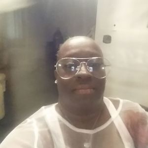Meet your Posher, Khadejah